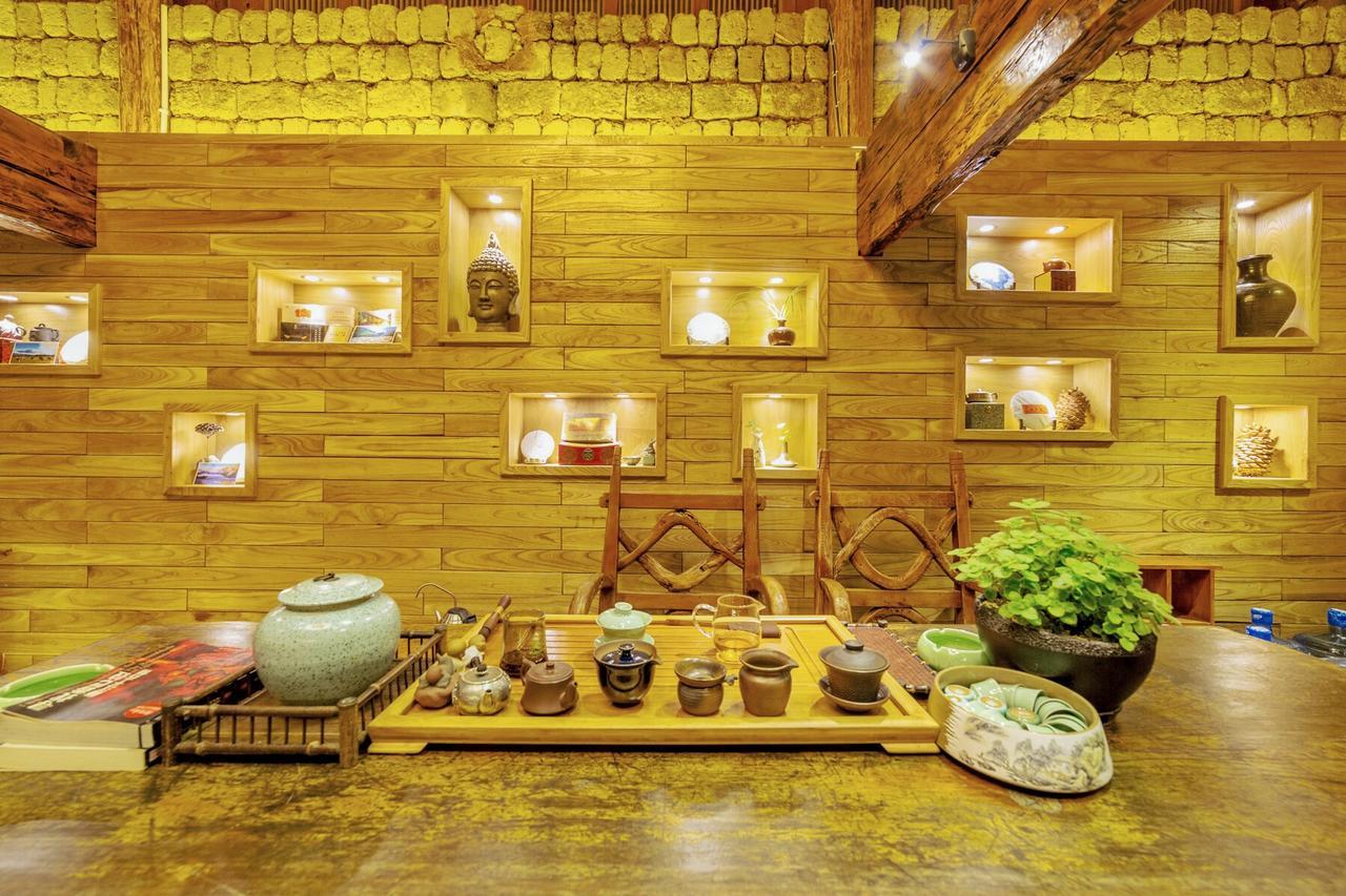 Lijiang Shuhe Yuefeng Resort Hotel Bagian luar foto