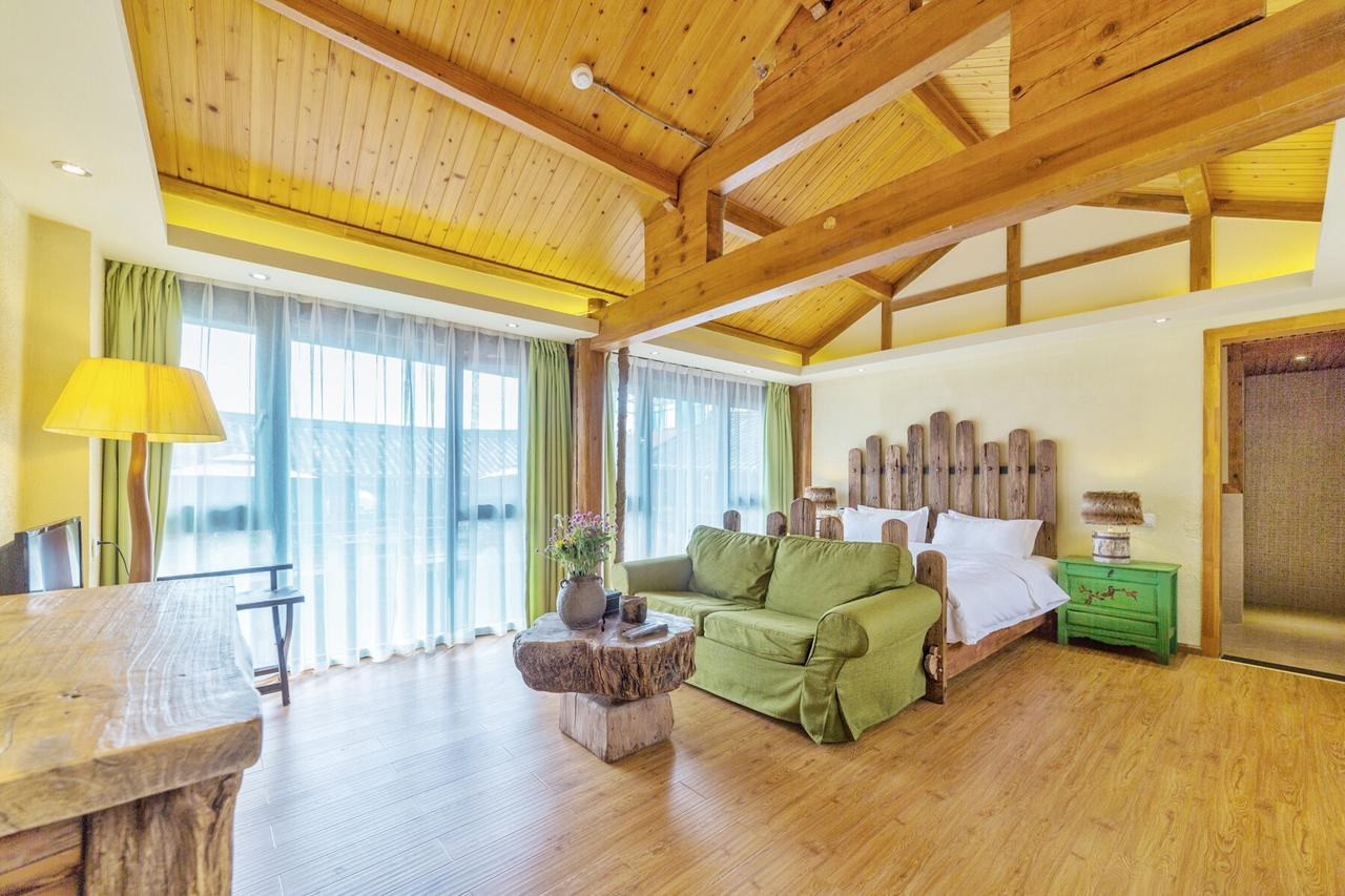 Lijiang Shuhe Yuefeng Resort Hotel Bagian luar foto