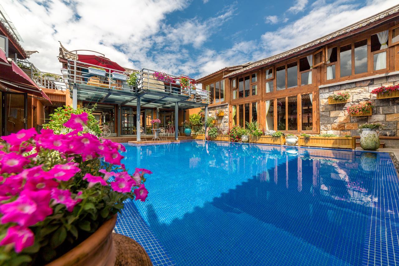 Lijiang Shuhe Yuefeng Resort Hotel Bagian luar foto