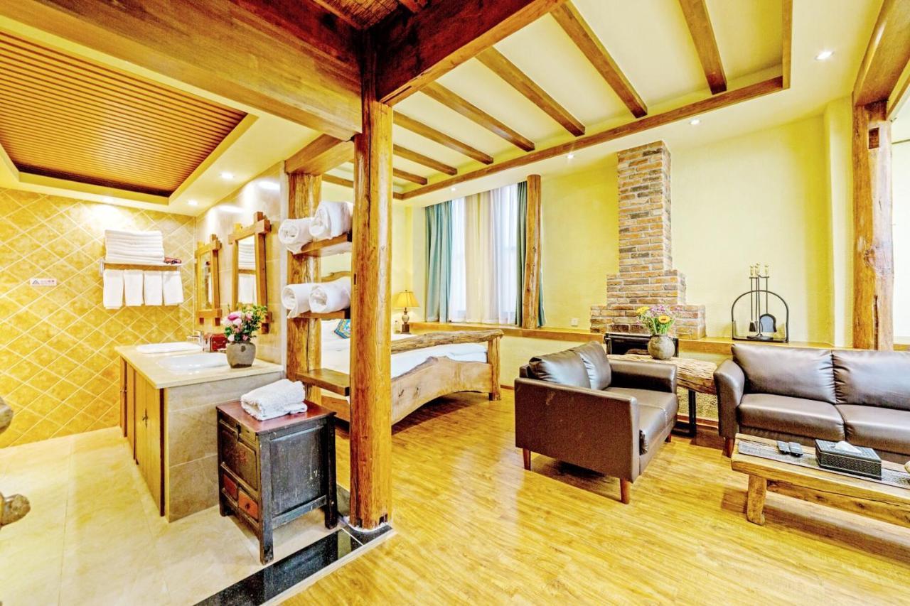 Lijiang Shuhe Yuefeng Resort Hotel Bagian luar foto