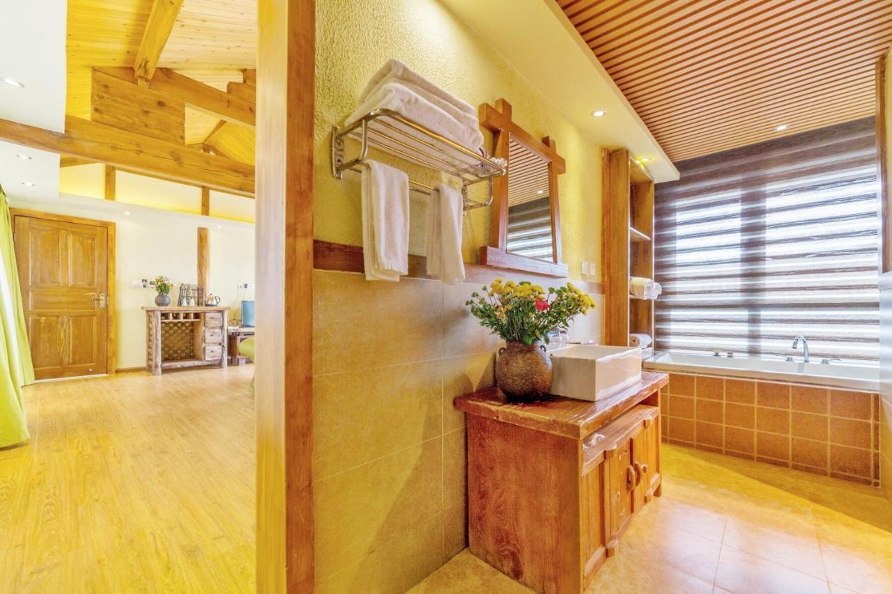 Lijiang Shuhe Yuefeng Resort Hotel Bagian luar foto
