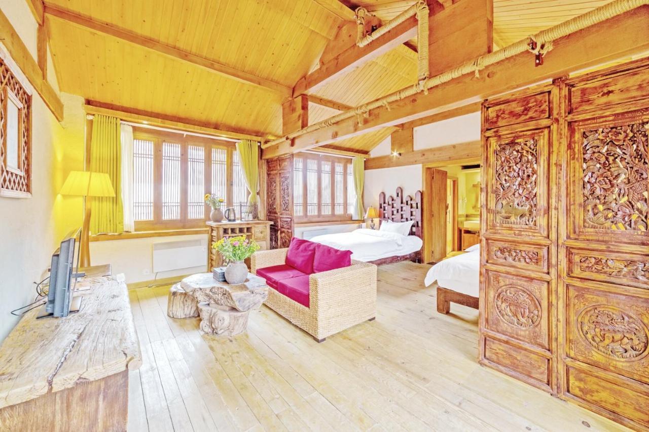 Lijiang Shuhe Yuefeng Resort Hotel Bagian luar foto